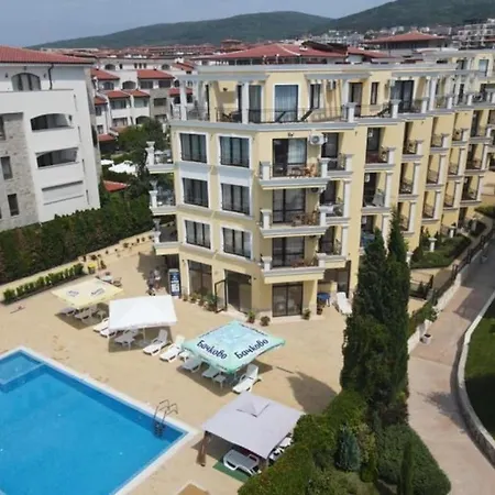 Apartment Horizon 3 'б' *
